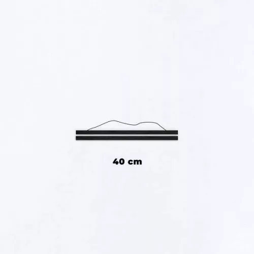 Mágneses fekete színű fa posztersín 40 cm