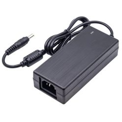 Nestron Asztali CCTV tápegység 12 VDC/2 A; tápkábellel