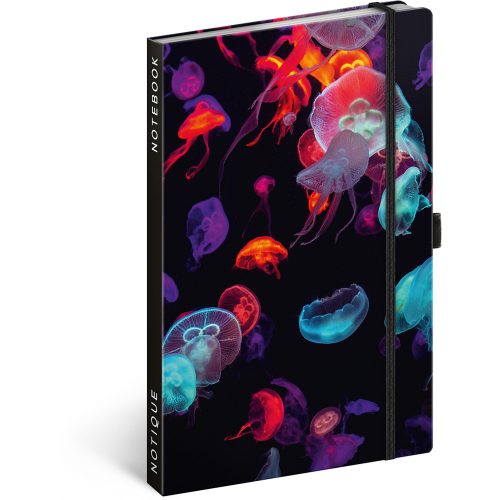 Keménytáblás notesz vonalas krémszínű lapokkal leszorító gumiszalaggal Jellyfish  130x210mm, Realsystem 2025.