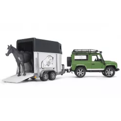   Land Rover Defender kombi lószállító pótkocsival és 1 lóval